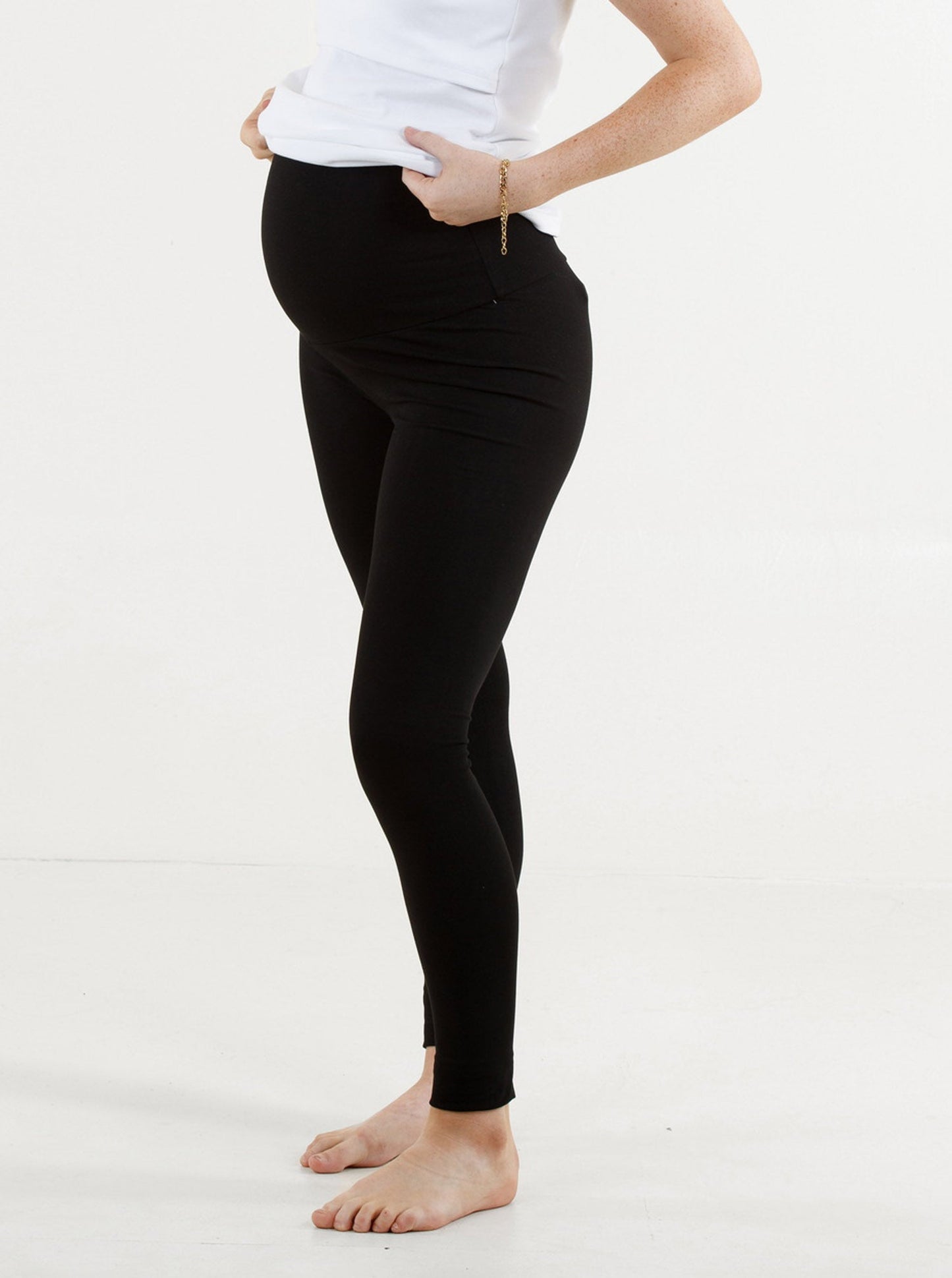 Side view - Maternity Basic Cotton Legging - Black (6669516996702)
