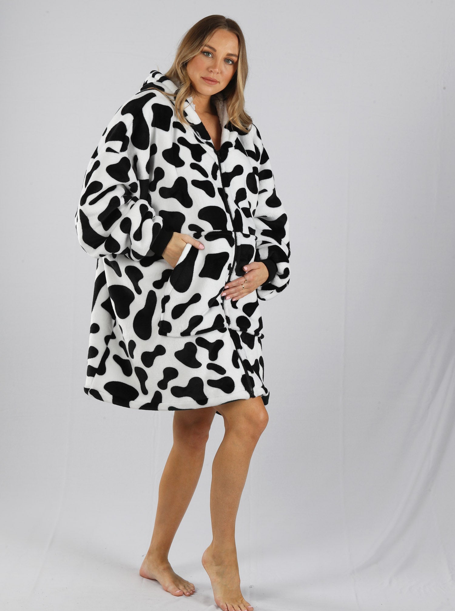 Moozie Mama Maternity & Nursing Hoodie Blanket Zip-up Cow Print (6654004822119)